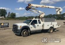 (South Beloit, IL) Altec AT40G, Articulating & Telescopic Bucket Truck mounted on 2015 Ford F550 4x4