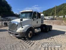 2005 International 8600 Extended-Cab T/A Truck Tractor Runs & Moves) (Body/Rust Damage, ABS Light On