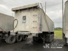 2017 East Tri-Axle Aluminum End Dump Trailer, GVWR: 86,000 lbs. Seller States: Unit Was Operational 
