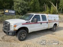2012 Ford F350 4x4 Crew-Cab Pickup Truck Runs & Moves) (Body & Rust Damage