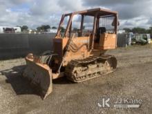 1991 Case 450C Crawler Tractor Runs , Moves, Operates , Jump To Start, Left Track Brake Needs Attent