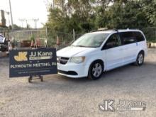 2013 Dodge Grand Caravan Mini Passenger Van Runs & Moves, Body & Rust Damage