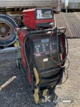 Lincoln Square Wave Tig 255 Welder NOTE: This unit is being sold AS IS/WHERE IS via Timed Auction an