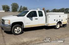 2008 Chevrolet Silverado 3500HD 4x4 Extended-Cab Service Truck Runs, Moves, Airbag Light Is On, Rust