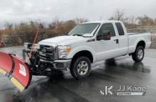 2014 Ford F250 4x4 Extended-Cab Pickup Truck Runs & Moves