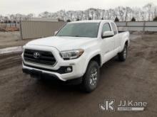 2017 Toyota Tacoma 4x4 Extended-Cab Pickup Truck Runs & Moves) (Jump to Start, Check Engine Light On