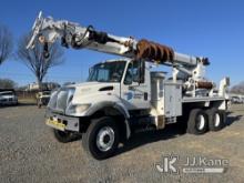 Altec D3060-TR, Digger Derrick rear mounted on 2007 International 7400 6x6 T/A Flatbed/Utility Truck