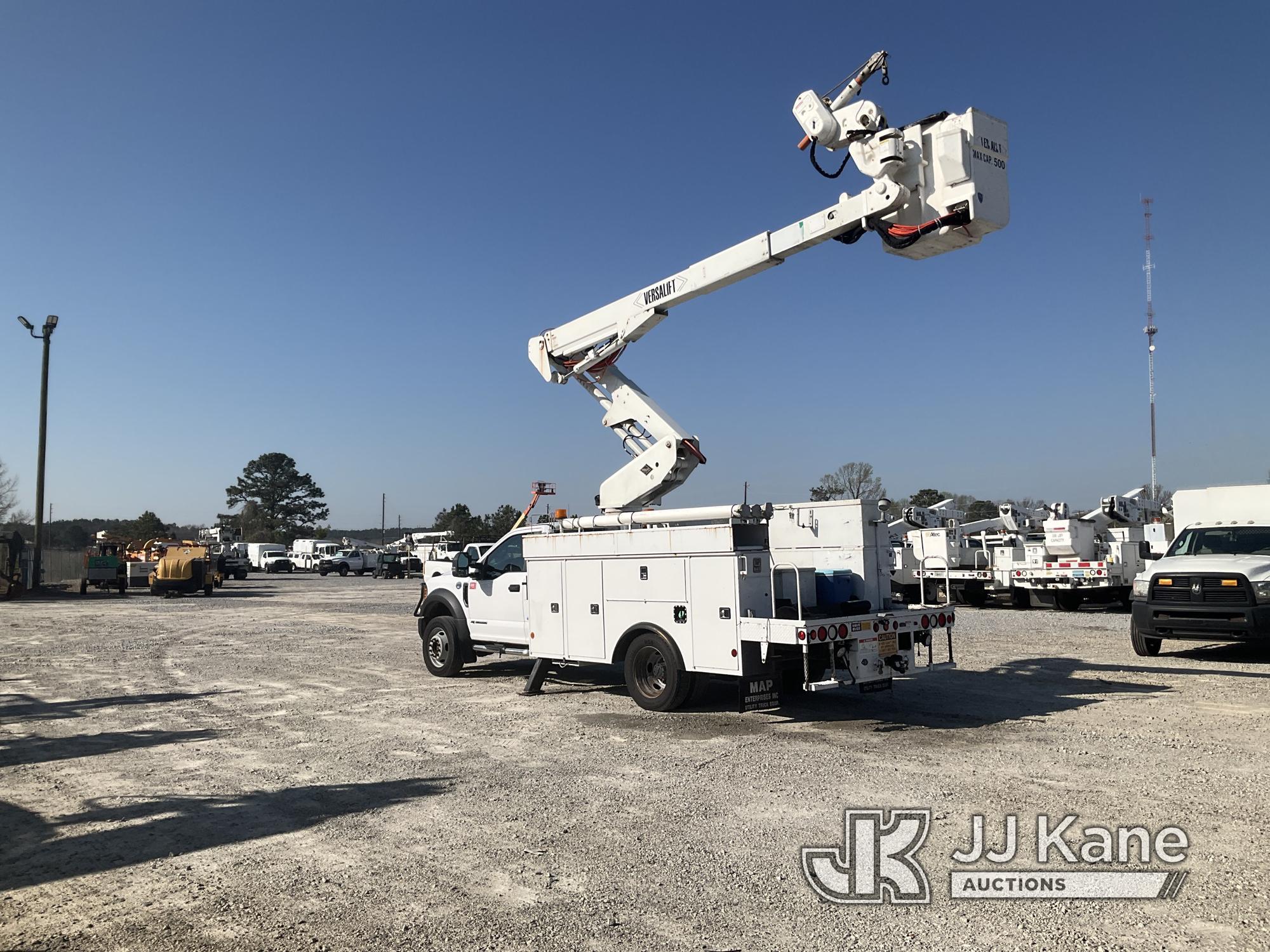 (Villa Rica, GA) Versalift VST-40I, Articulating & Telescopic Material Handling Bucket Truck mounted