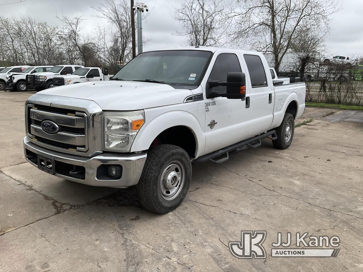 (Alvin, TX) 2016 Ford F250 4x4 Crew-Cab Pickup Truck Jump to start, check engine light active,batter