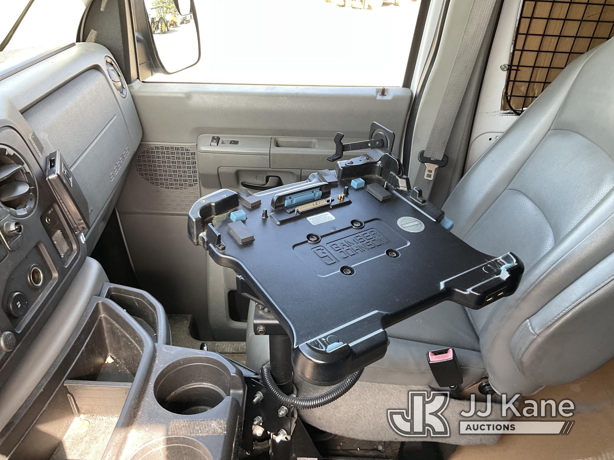 (South Beloit, IL) 2012 Ford E250 Cargo Van Runs & Moves