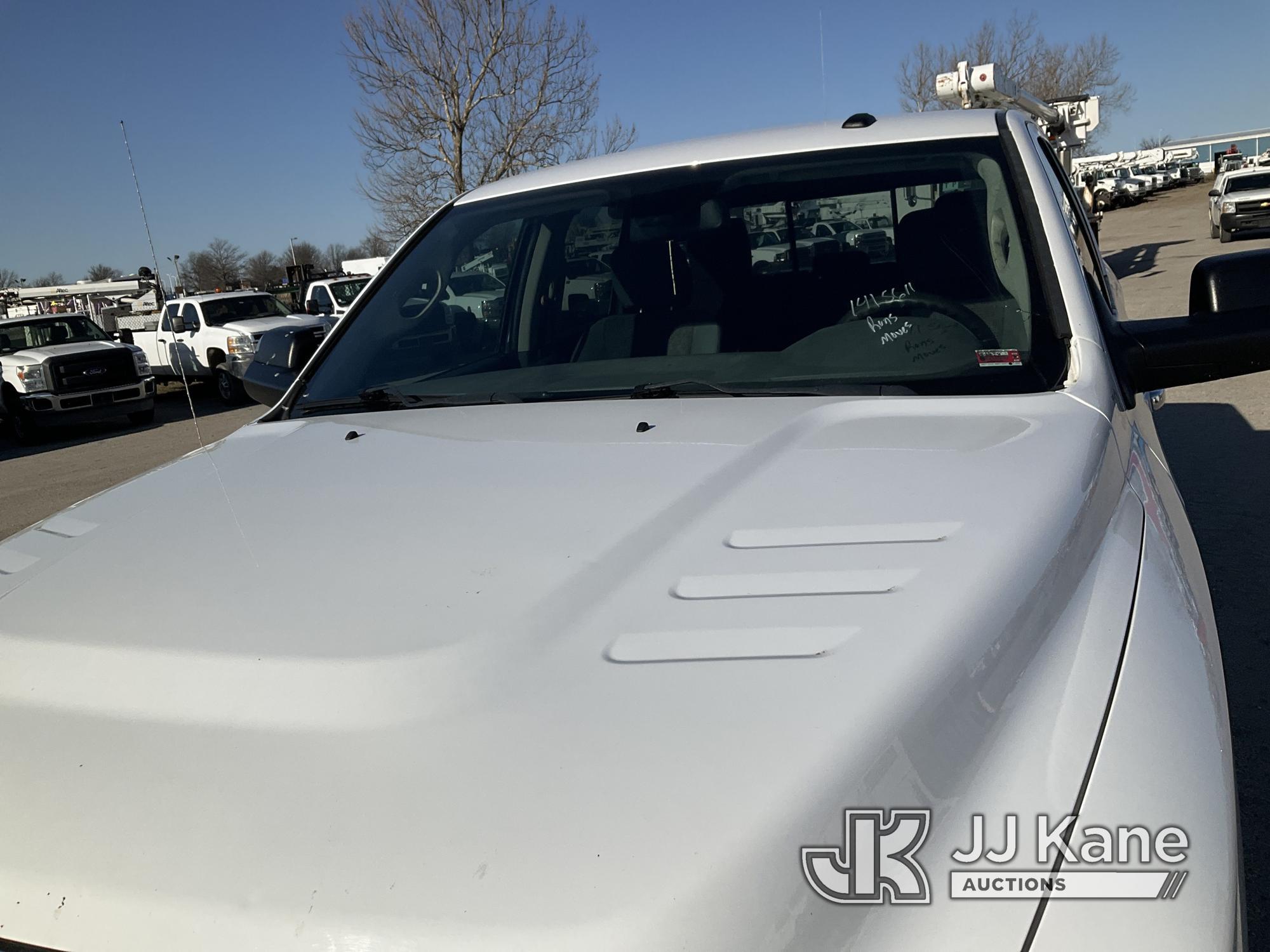 (Kansas City, MO) 2014 RAM 2500 4x4 Crew-Cab Pickup Truck Runs & Moves, Has Crack In Windshield, Rus