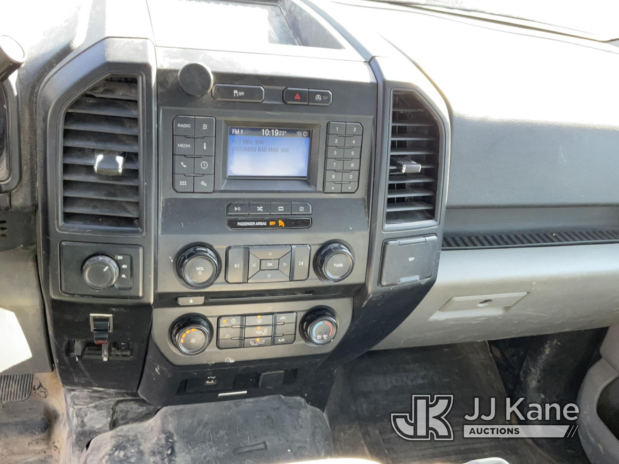 (Maple Lake, MN) 2018 Ford F150 4x4 Extended-Cab Pickup Truck Runs And Moves. Check Engine Light On.