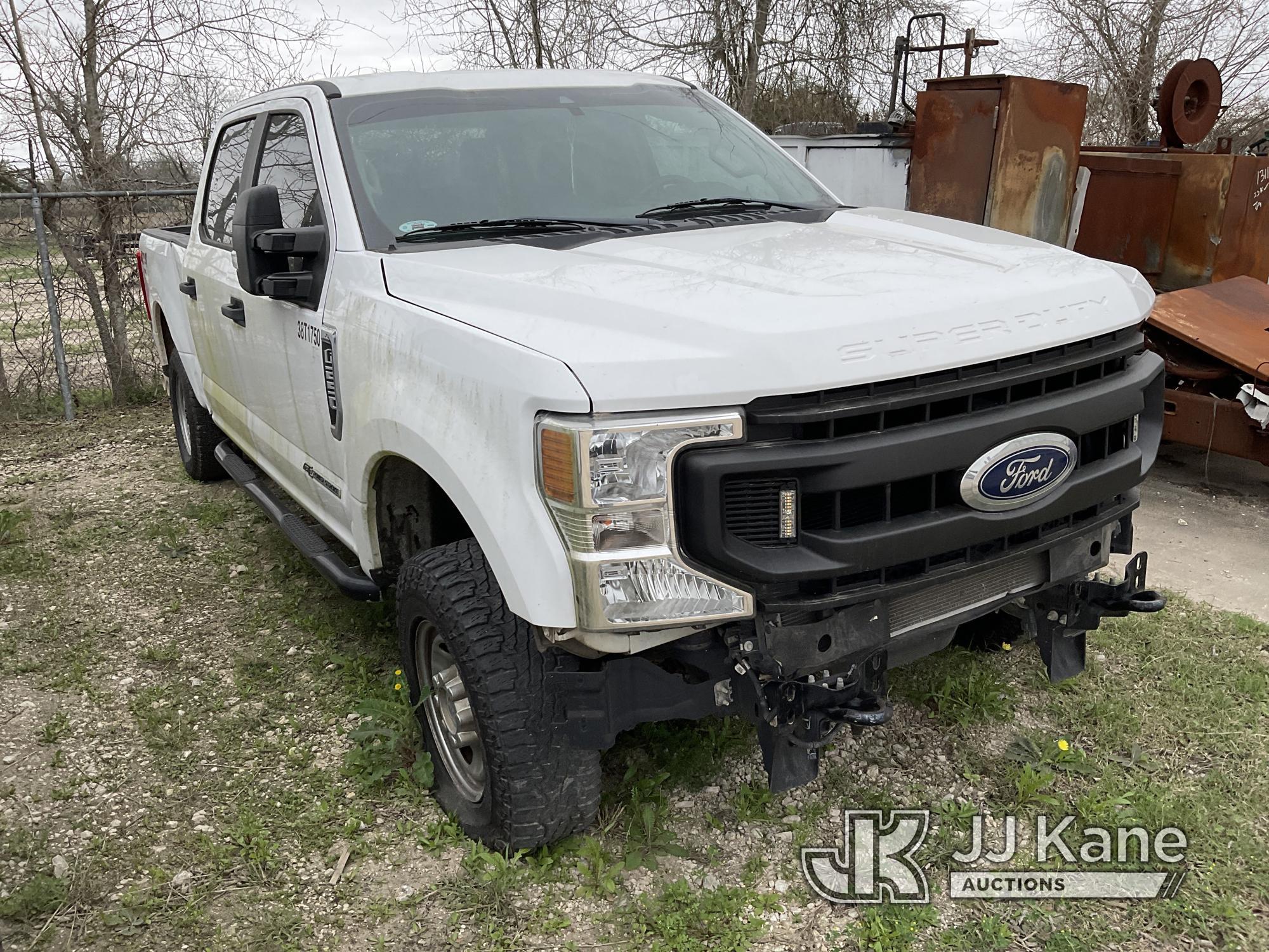 (Alvin, TX) 2020 Ford F250 4x4 Crew-Cab Pickup Truck Wrecked, Does Not Run Or Start, Airbags Deploye