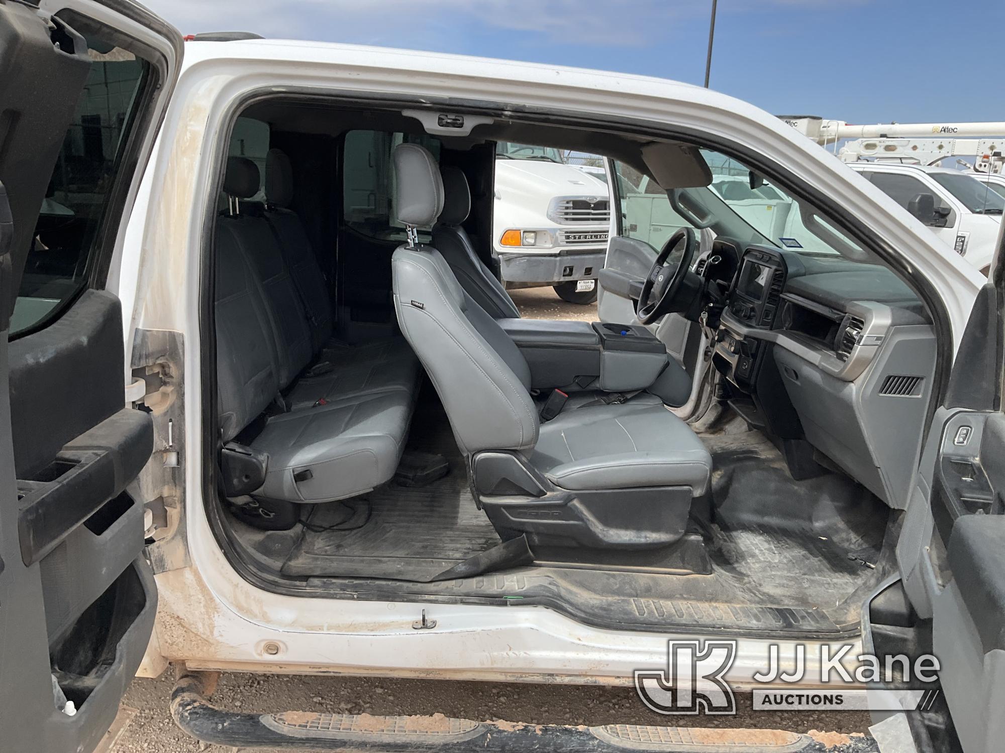 (Odessa, TX) 2021 Ford F150 4x4 Crew-Cab Pickup Truck Runs & Moves, 4WD System Needs Service, Tailga