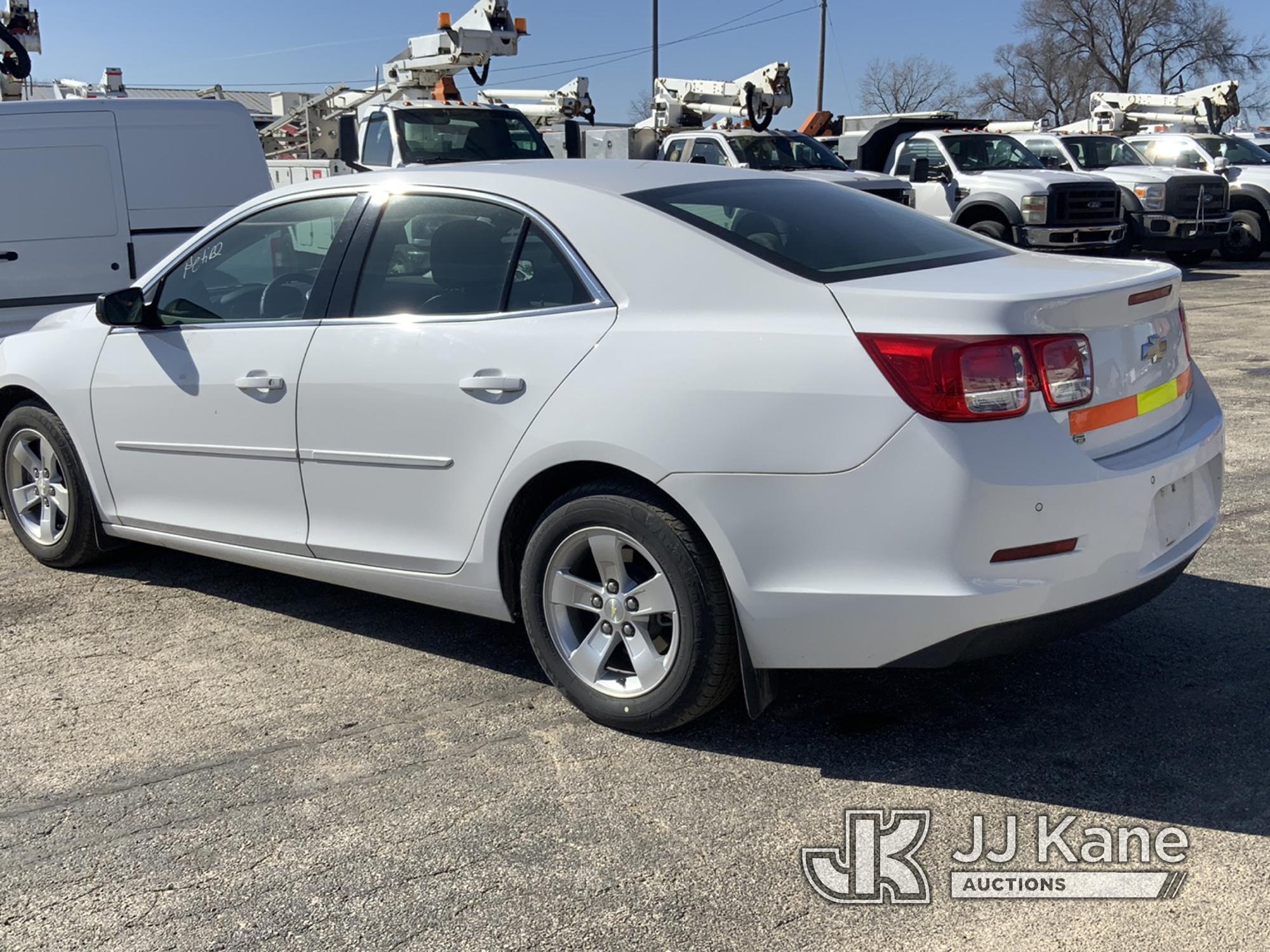 (South Beloit, IL) 2015 Chevrolet Malibu LS 4-Door Sedan Runs & Moves