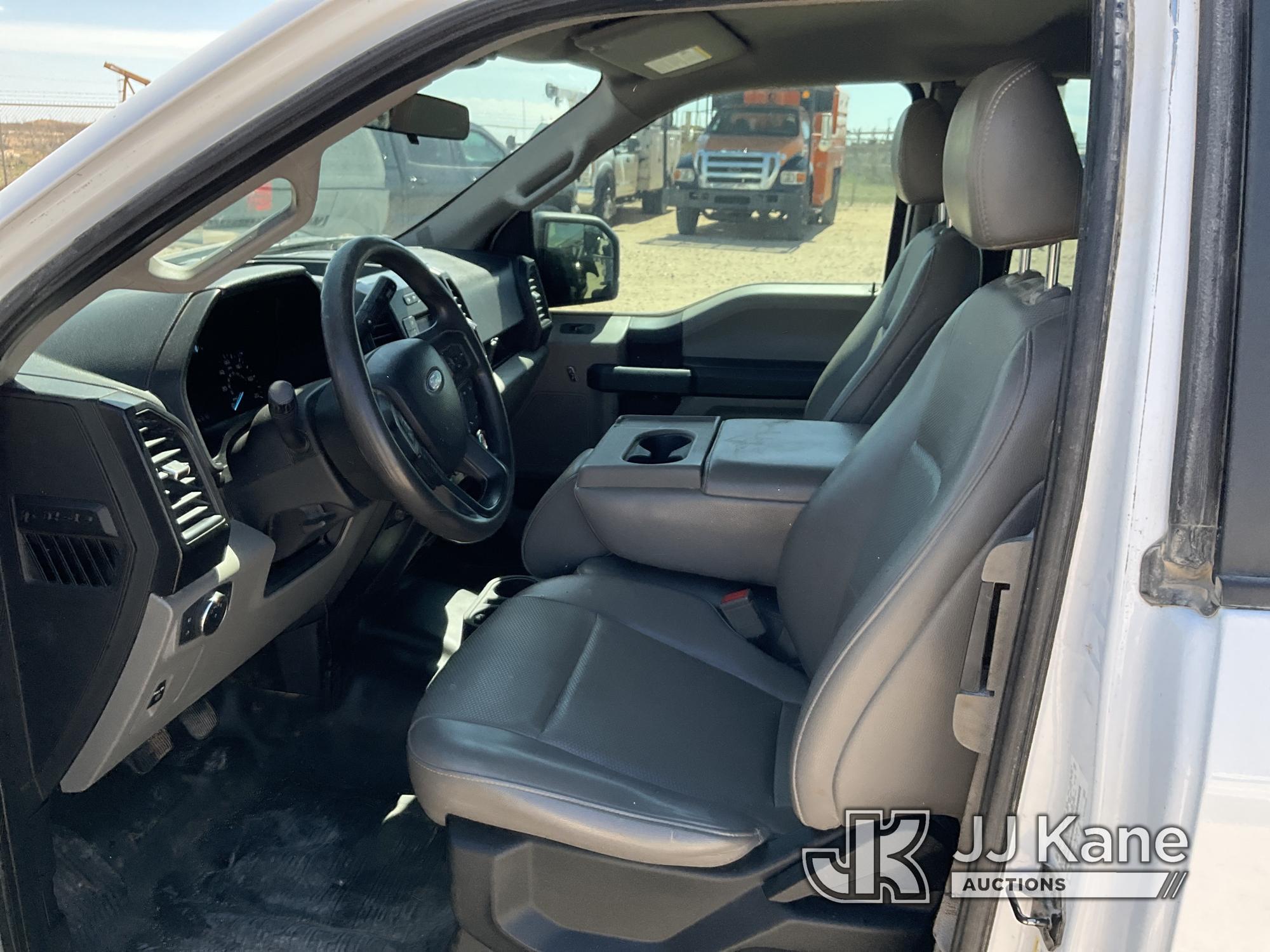 (Odessa, TX) 2019 Ford F150 4x4 Extended-Cab Pickup Truck Runs & Drives) (Minor Paint And Body Damag