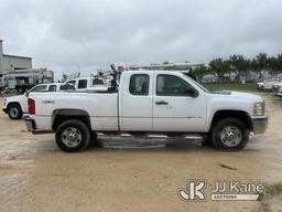 (Houston, TX) 2011 Chevrolet Silverado 2500HD 4x4 Extended-Cab Pickup Truck Runs & Moves) (Interior