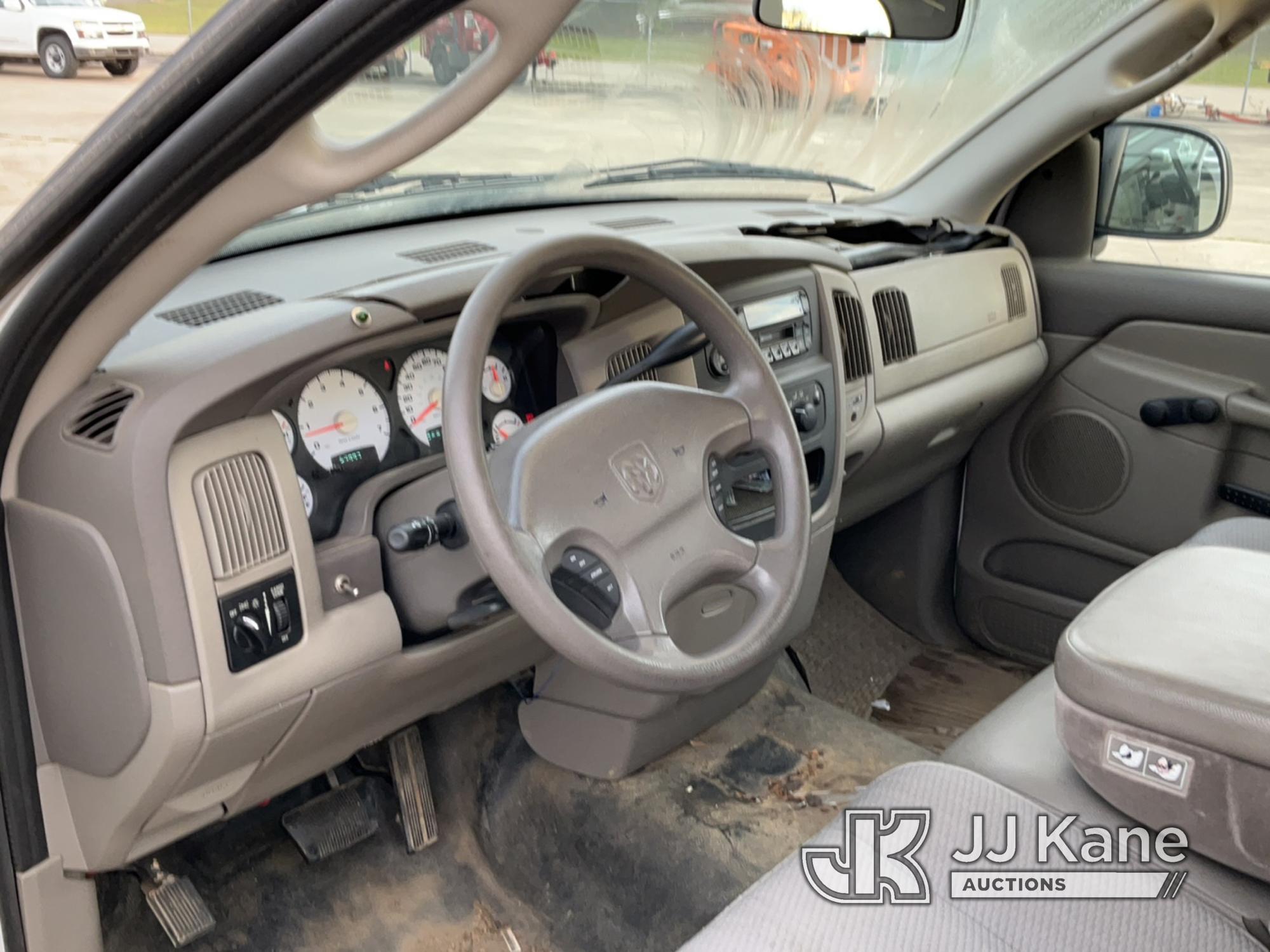 (Conway, AR) 2002 Dodge Ram 1500 Pickup Truck Runs & Moves) (Jump To Start, Damaged dashboard).