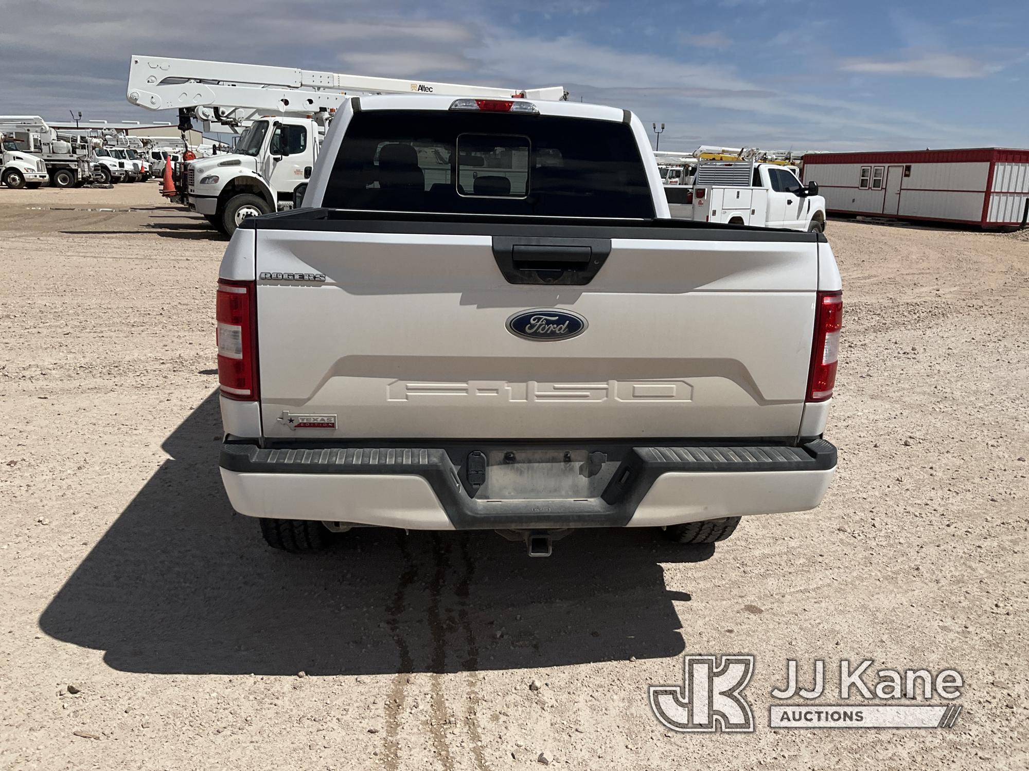 (Odessa, TX) 2019 Ford F150 4x4 Crew-Cab Pickup Truck Runs & Drives) (Rear Passenger Door Does Not O