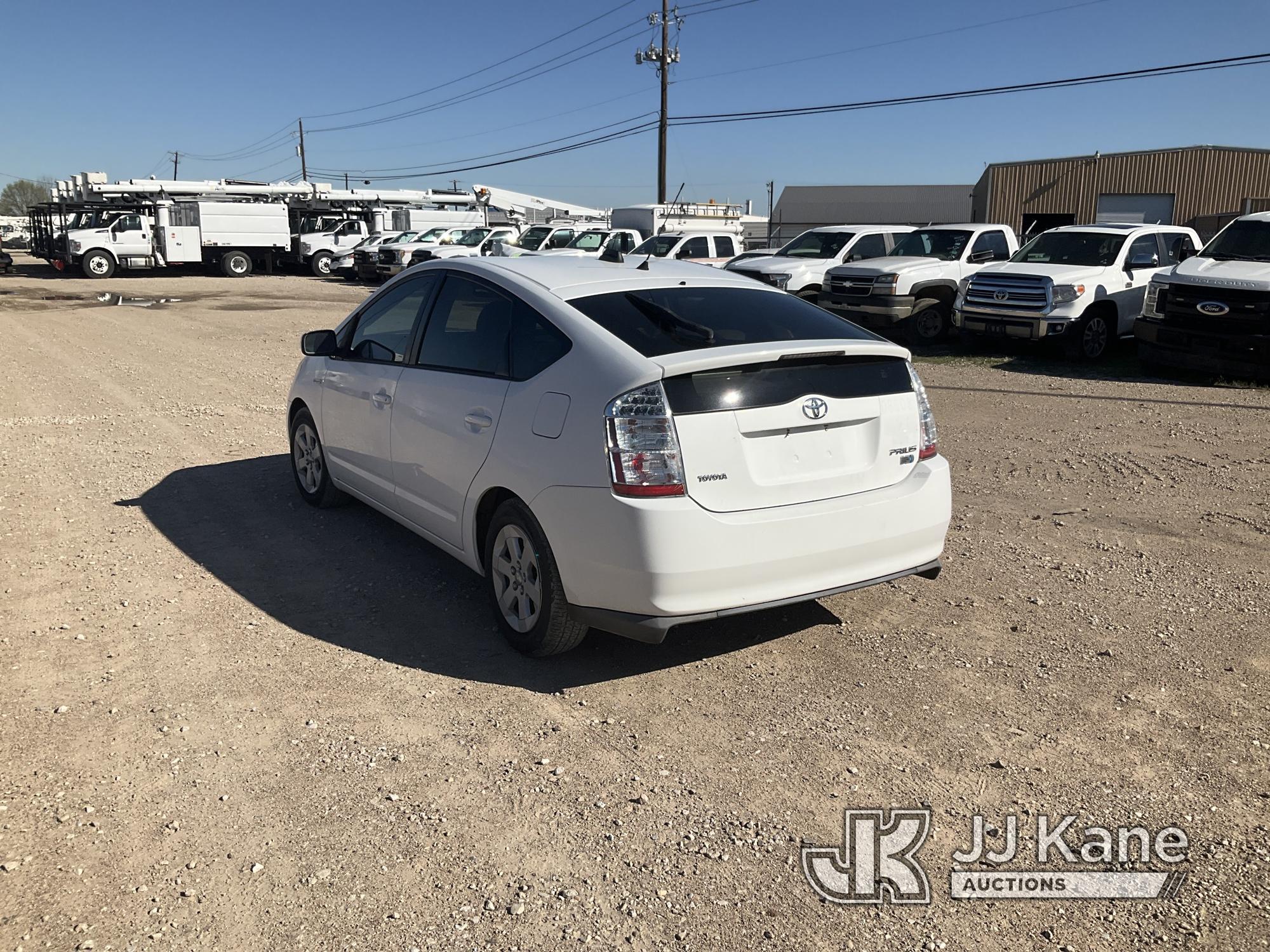 (Waxahachie, TX) 2008 Toyota Prius Hybrid 4-Door Hatch Back, City of Plano Owned Runs & Moves,