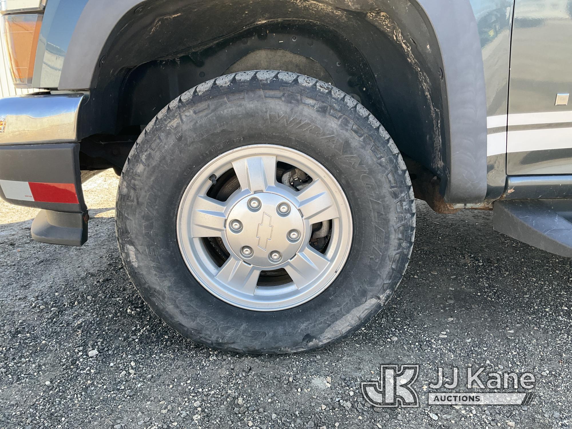 (South Beloit, IL) 2006 Chevrolet Colorado 4x4 Pickup Truck Starts, Runs, Moves, Service 4WD Light,