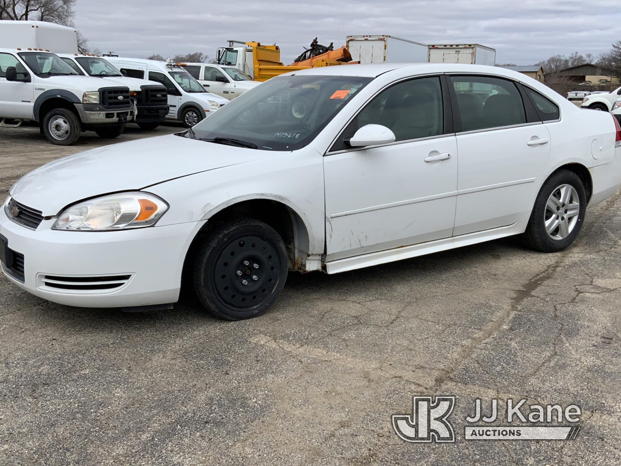 (South Beloit, IL) 2011 Chevrolet Impala 4-Door Sedan Runs & Moves) (Body Damage, Spare Tire Mounted