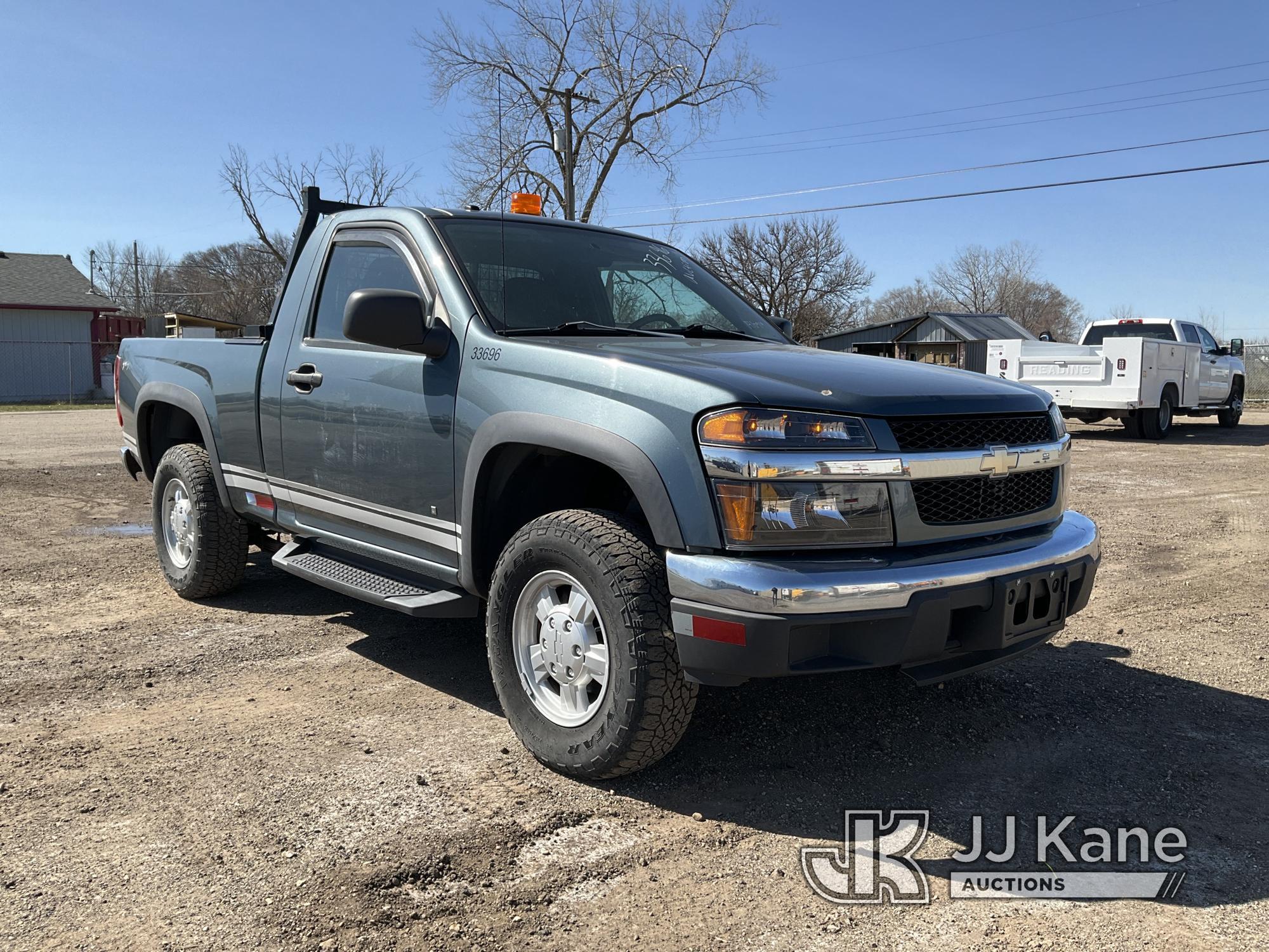 (South Beloit, IL) 2006 Chevrolet Colorado 4x4 Pickup Truck Starts, Runs, Moves, Service 4WD Light,