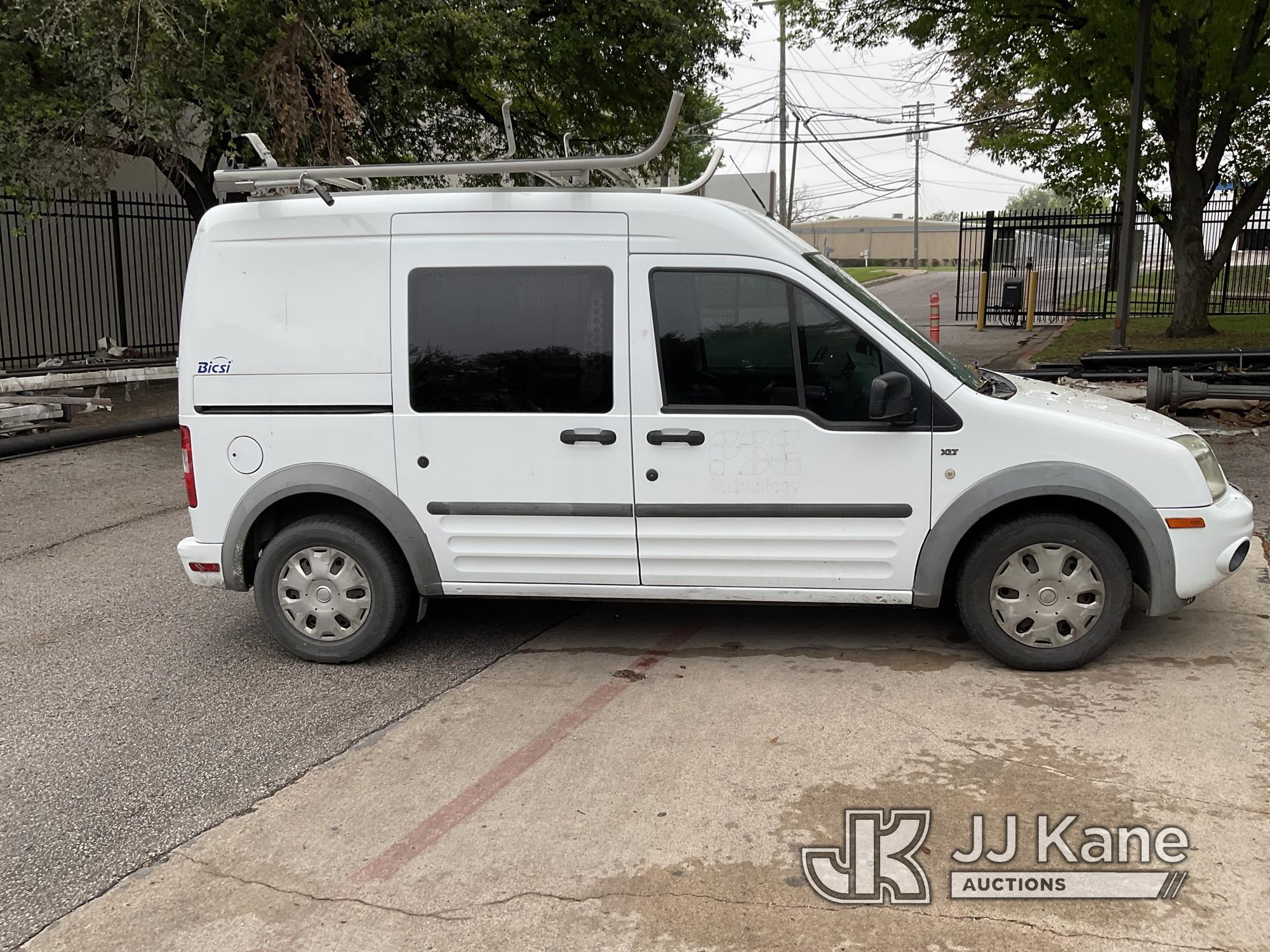 (Austin, TX) 2013 Ford Transit Connect Cargo Van Starts With A Jump, Runs And Moves