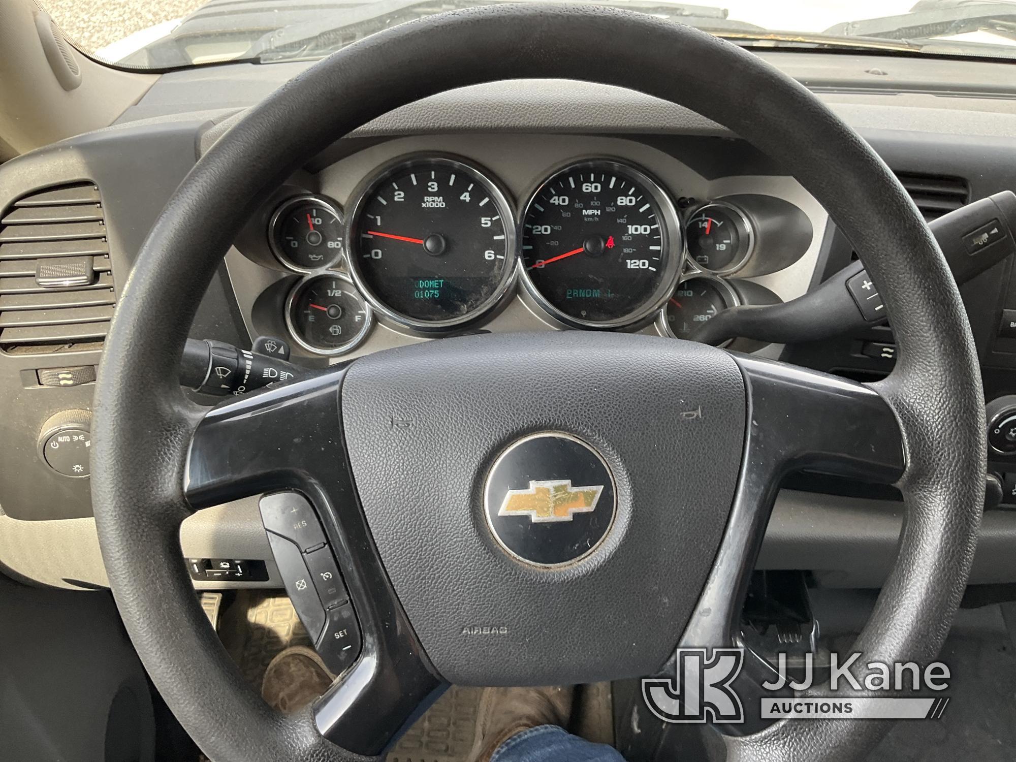 (Oklahoma City, OK) 2013 Chevrolet Silverado 2500HD 4x4 Extended-Cab Pickup Truck Runs & Moves