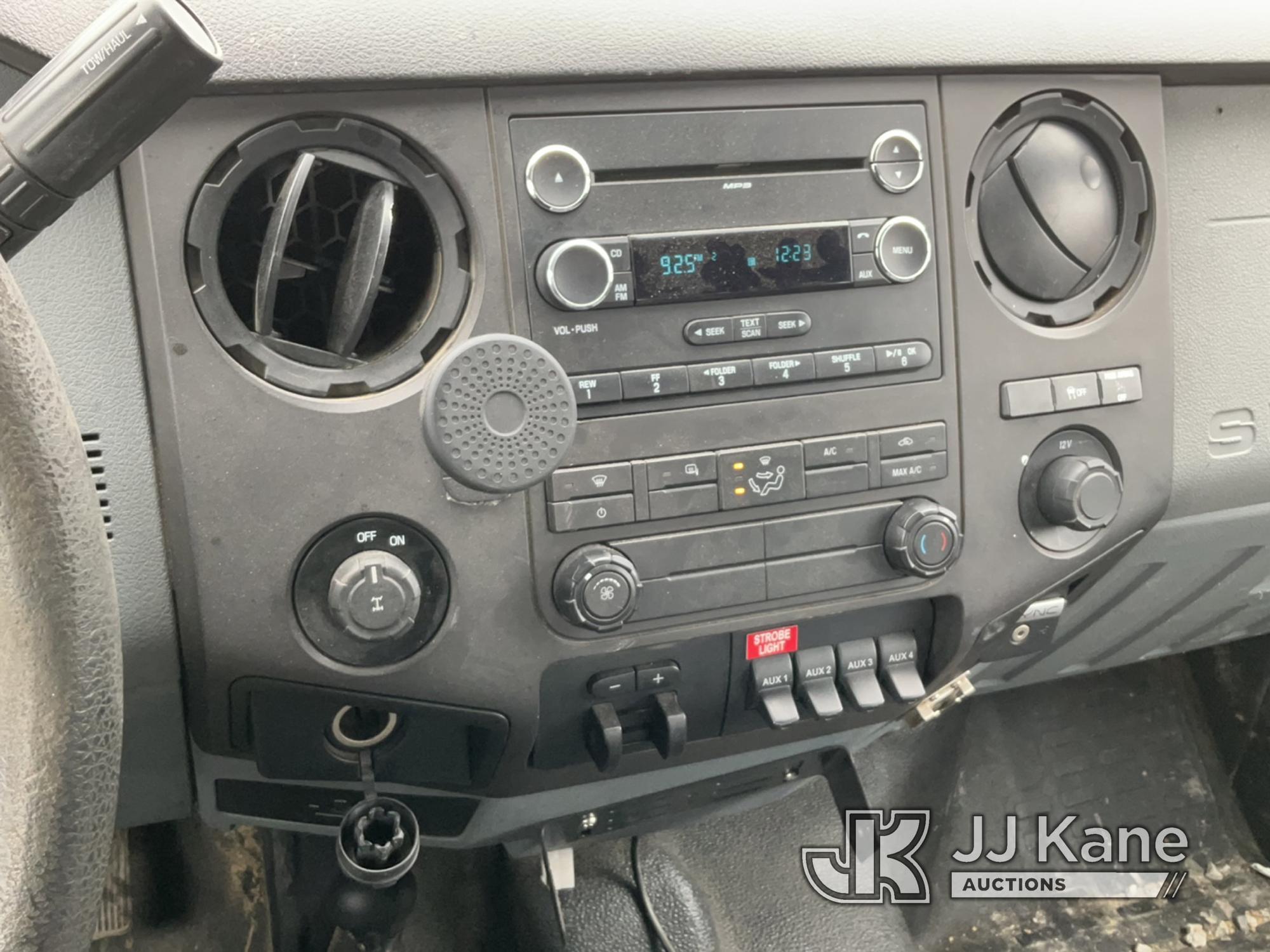 (Des Moines, IA) 2015 Ford F250 4x4 Runs & Moves)  (rough idle