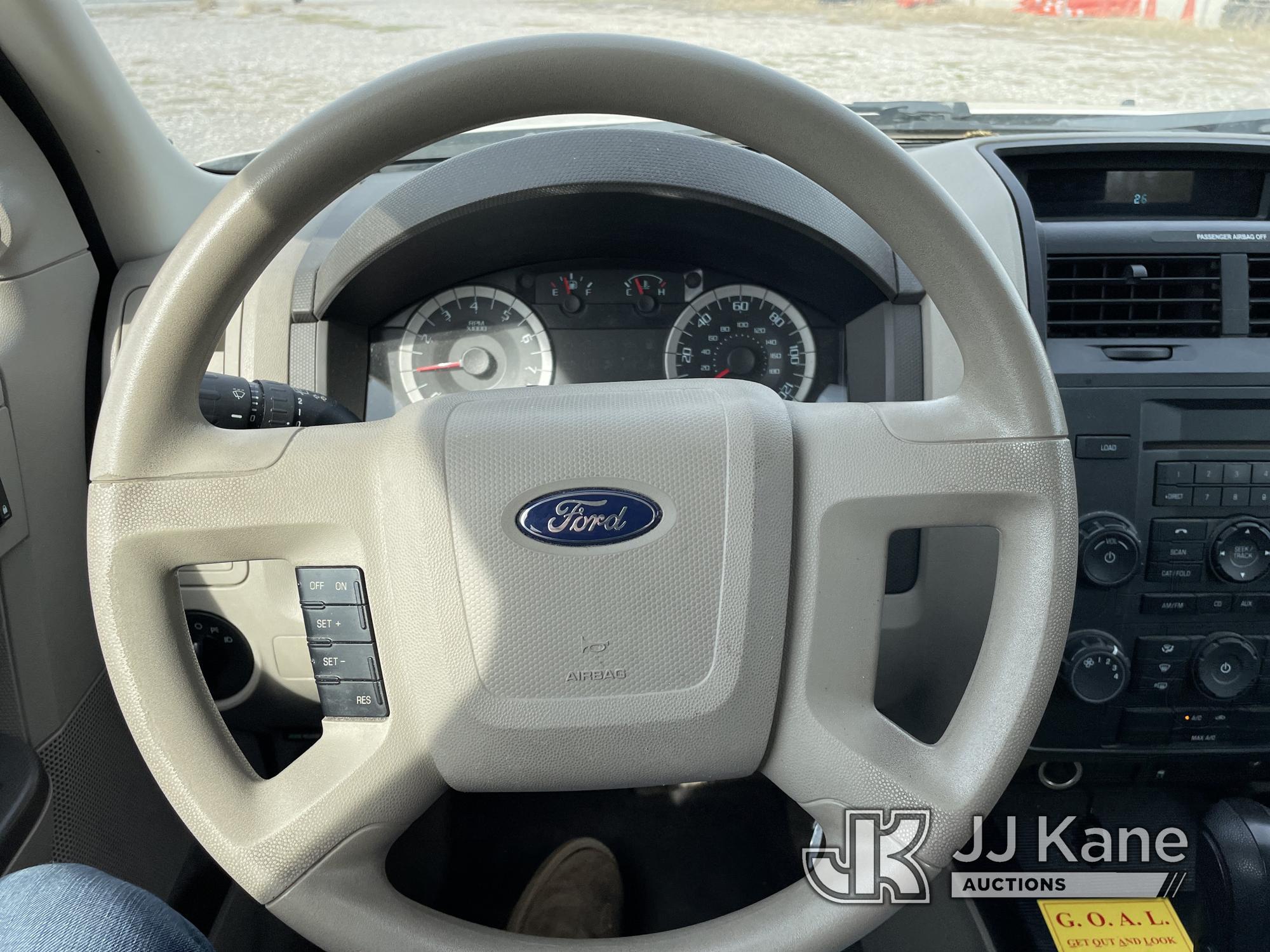 (Oklahoma City, OK) 2010 Ford Escape AWD 4-Door Sport Utility Vehicle Runs & Moves