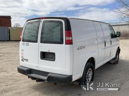 (Des Moines, IA) 2011 Chevrolet Express G2500 Cargo Van Runs & Moves