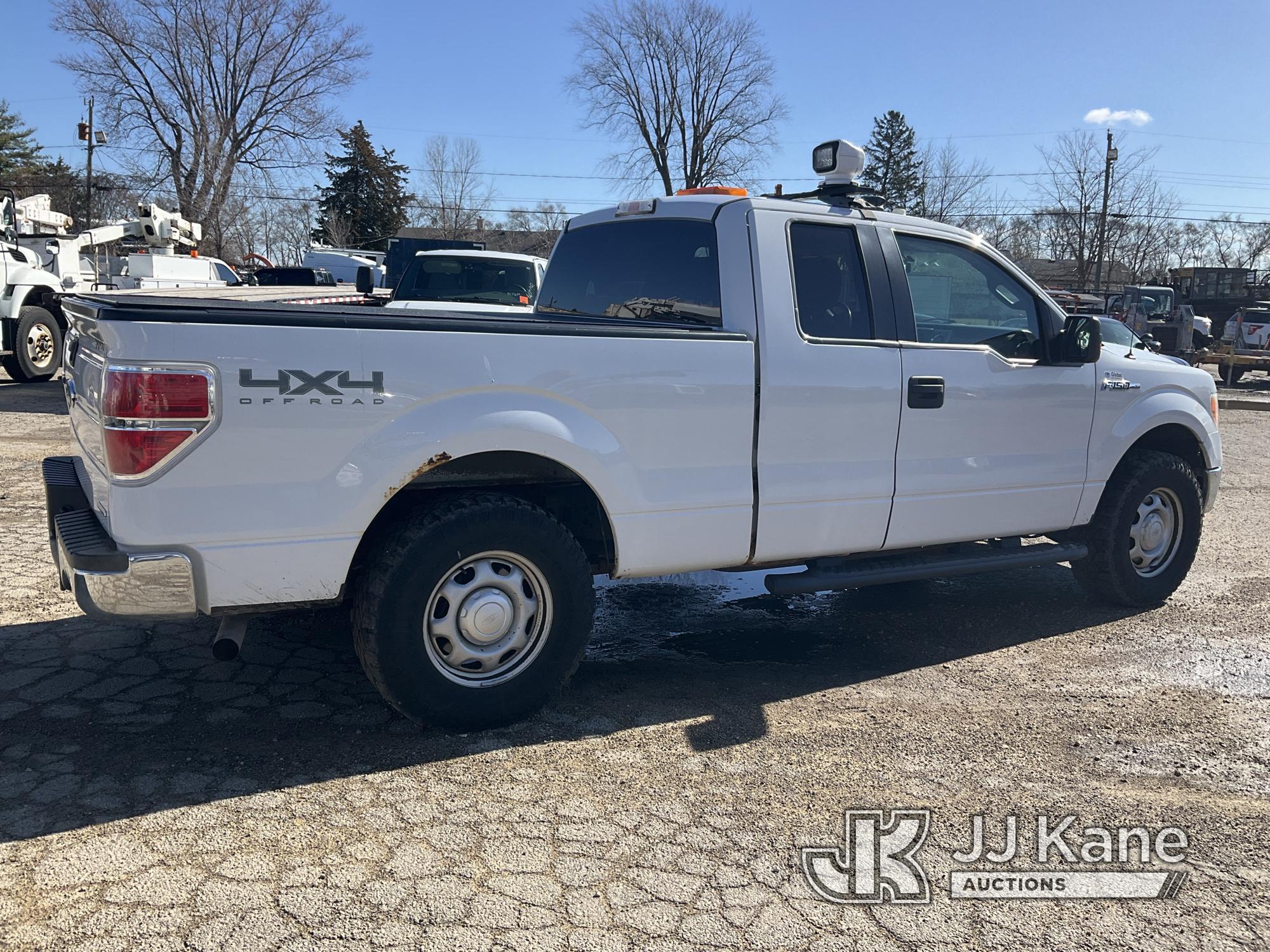 (South Beloit, IL) 2013 Ford F150 4x4 Extended-Cab Pickup Truck Runs & Moves) (Rust Damage, No Rear