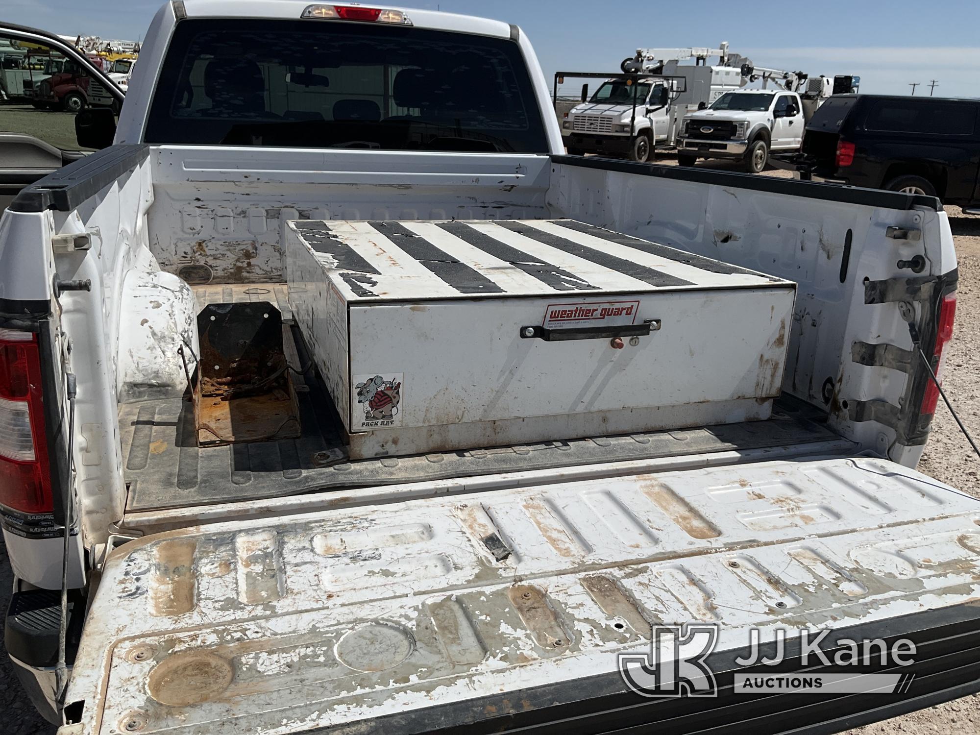 (Odessa, TX) 2019 Ford F150 4x4 Extended-Cab Pickup Truck Runs & Drives) (Minor Paint And Body Damag