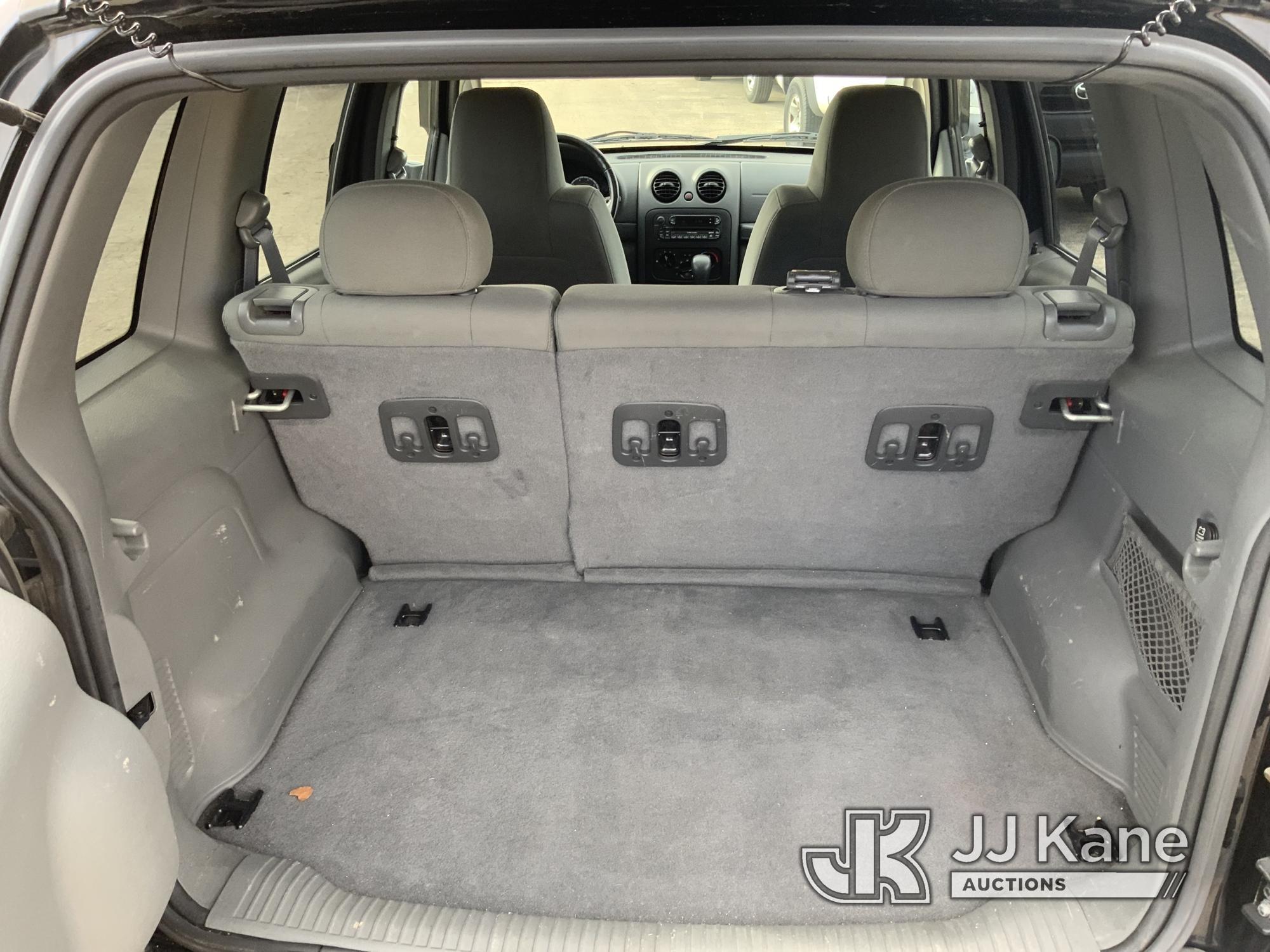 (South Beloit, IL) 2006 Jeep Liberty 4x4 4-Door Sport Utility Vehicle Runs, Moves, Rust Damage, Crac