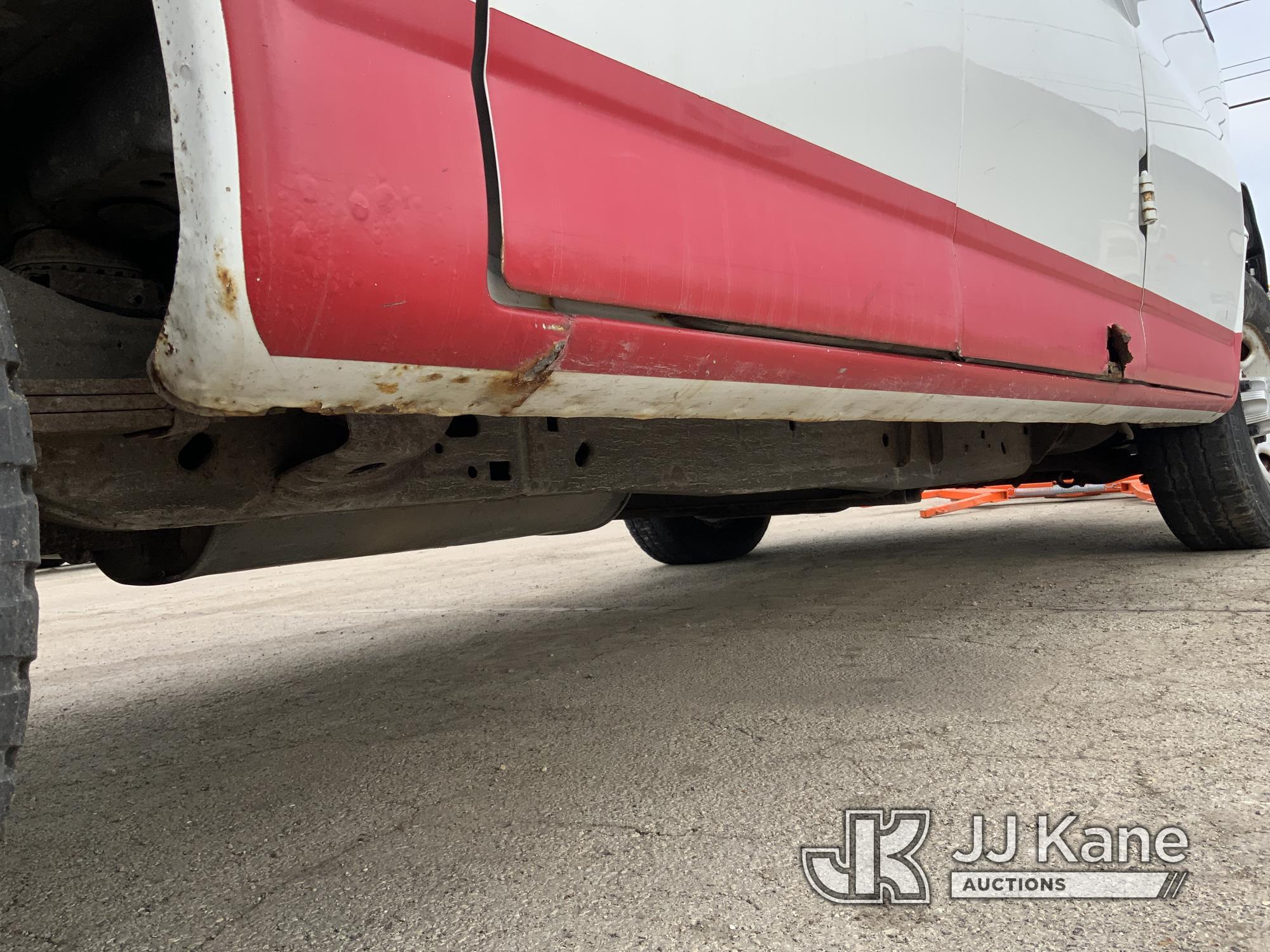 (South Beloit, IL) 2010 Chevrolet Express G2500 Cargo Van Wrecked-Front End Damaged-Right Wheel Not