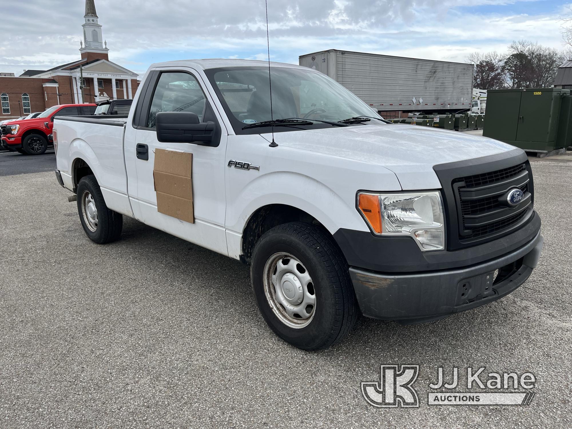 (Milan, TN) 2014 Ford F150 Pickup Truck, Service light on for low tire pressure Runs & Moves) (Munic