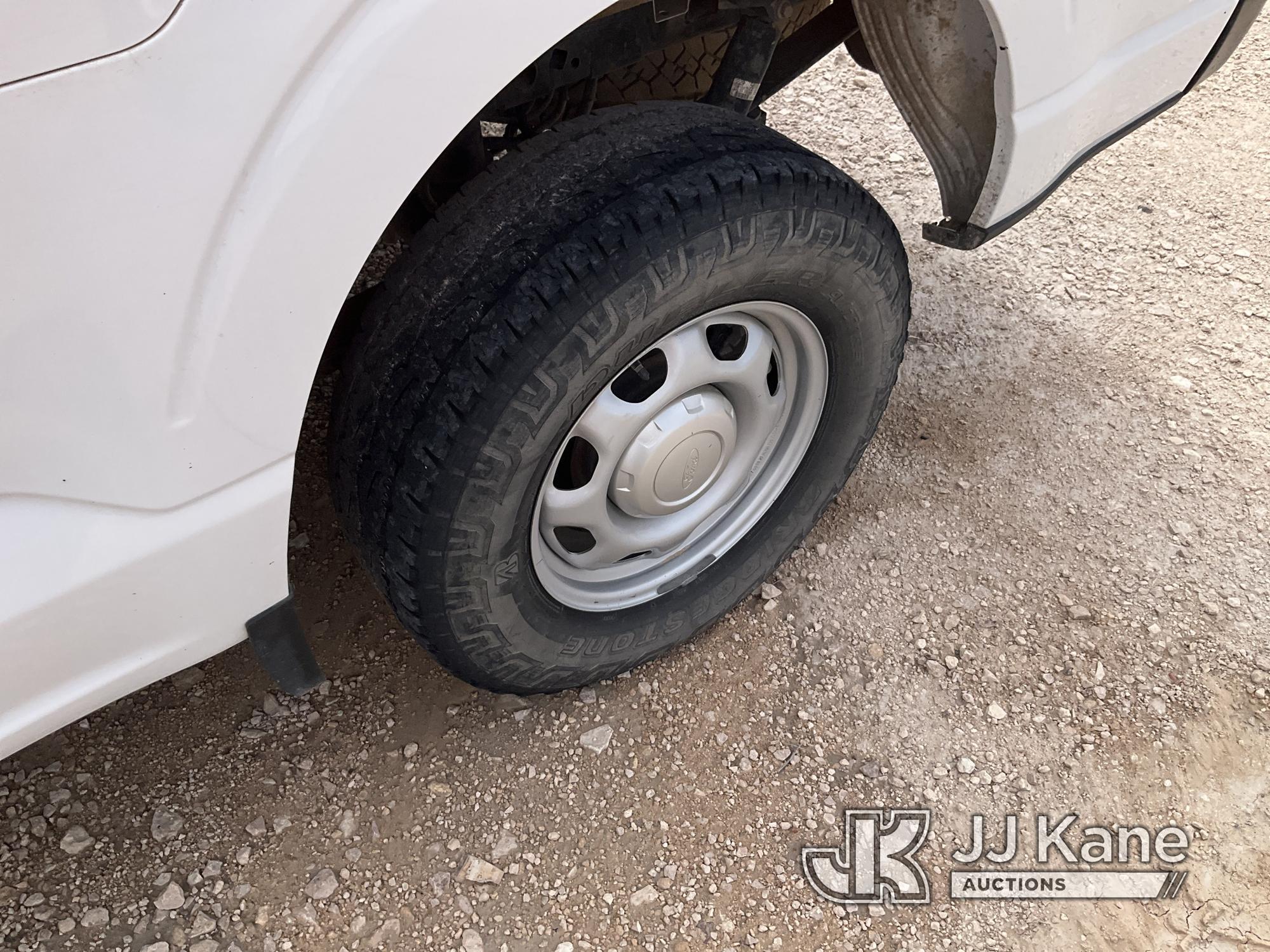 (Odessa, TX) 2021 Ford F150 4x4 Extended-Cab Pickup Truck Runs & Moves) (Three Tires Low On Air, Tpm