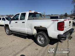 (South Beloit, IL) 2015 Chevrolet Silverado 2500HD 4x4 Extended-Cab Pickup Truck Runs, Moves, Rust D