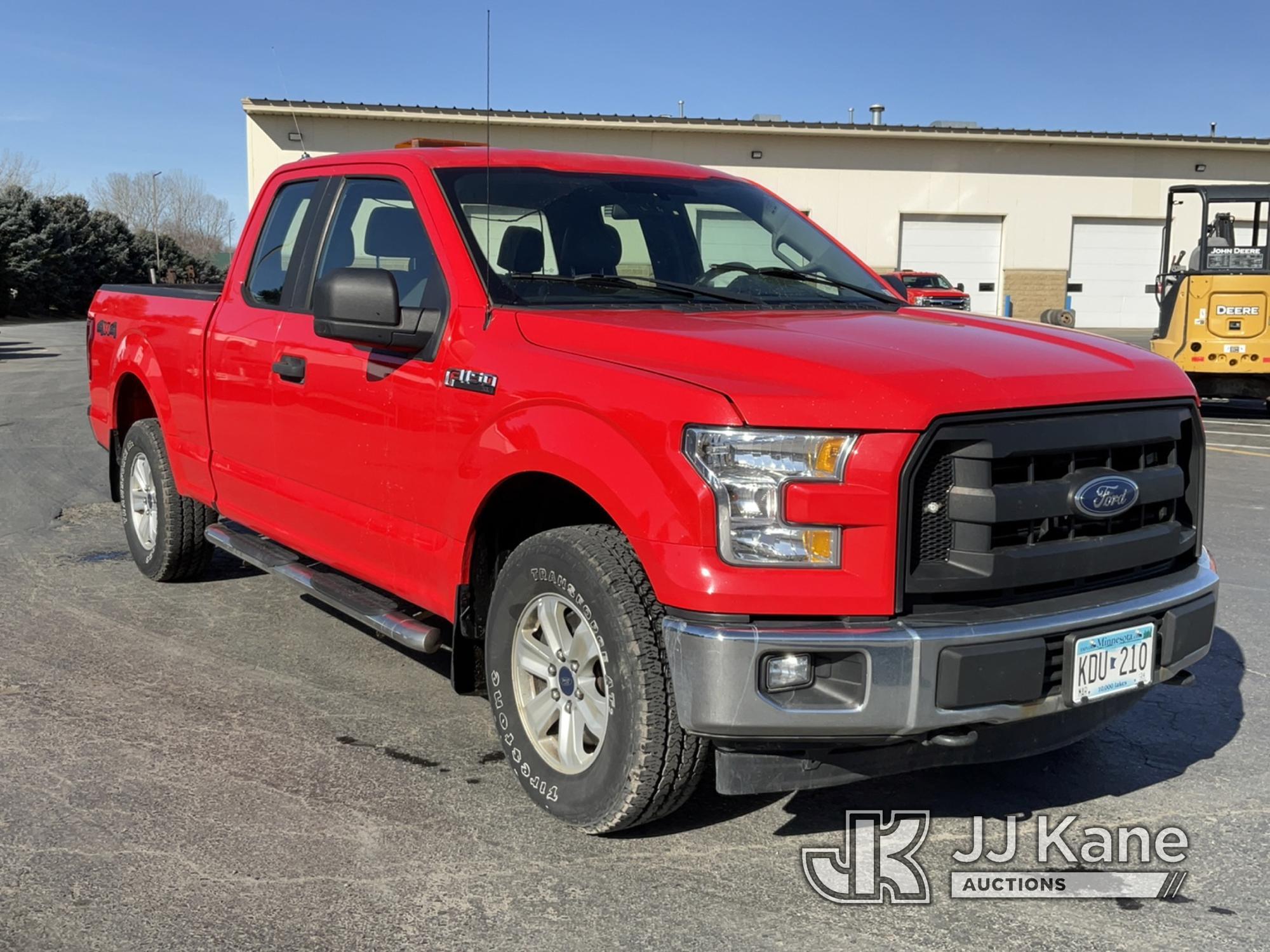 (Maple Lake, MN) 2017 Ford F150 4x4 Extended-Cab Pickup Truck Runs and Moves) (Per Seller: All HWY m