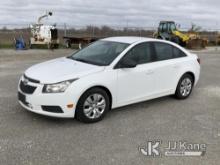 2013 Chevrolet Cruze LTZ 4-Door Sedan Runs & Moves) (Jump To Start