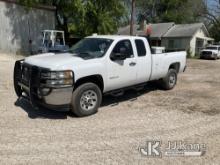 2013 Chevrolet Silverado 3500HD Extended-Cab Pickup Truck Runs & Moves) (Jump to Start