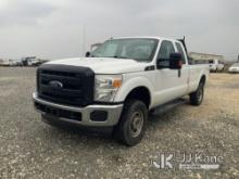 2015 Ford F250 4x4 Extended-Cab Pickup Truck Runs & Moves) (ABS, Traction Control, Tire Pressure Lig