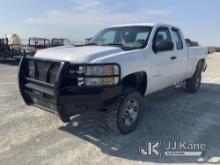 2013 Chevrolet Silverado 2500HD 4x4 Extended-Cab Pickup Truck Runs & Moves) (Jump to Start