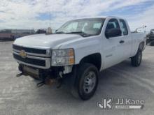 2013 Chevrolet Silverado 2500HD 4x4 Extended-Cab Pickup Truck Runs & Moves)  (Jump To Start, Body Da