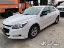 2015 Chevrolet Impala LS 4-Door Sedan Runs & Moves) (Bad Brakes, Slow leak right front tire (referre