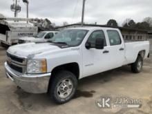 2014 Chevrolet Silverado 2500HD 4x4 Crew-Cab Pickup Truck Not Running, Condition Unknown, Jump For P