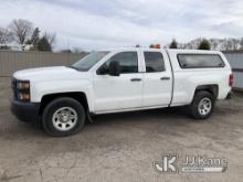 2014 Chevrolet Silverado 1500 Crew-Cab Pickup Truck Runs & Moves) (Paint Damage