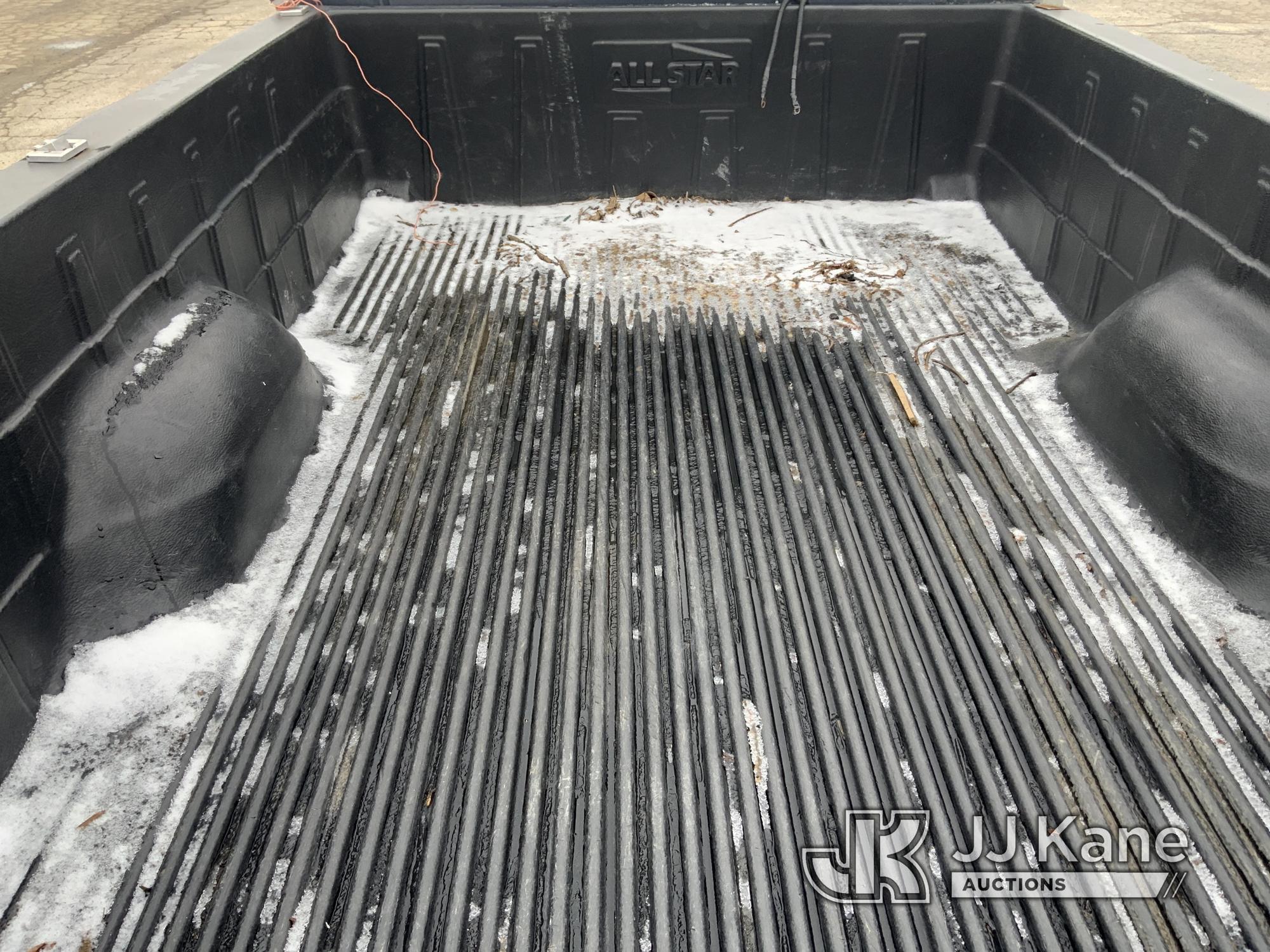 (South Beloit, IL) 1990 Ford F250 4x4 Pickup Truck Runs, Moves, Rust Damage-Driver Door Wired Shut-D