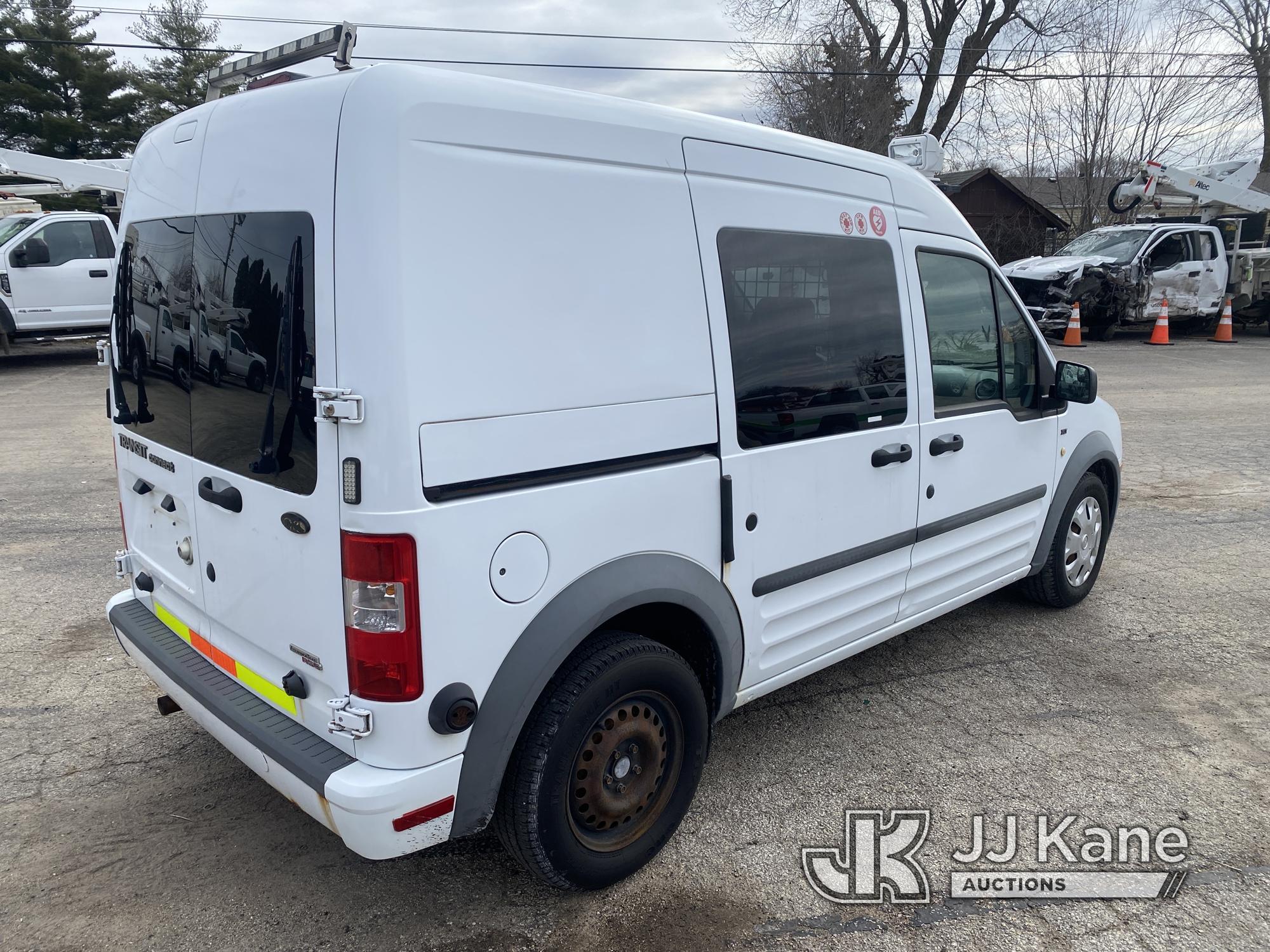 (South Beloit, IL) 2012 Ford Transit Connect Mini Cargo Van Not Running, No Crank, Condition Unknown